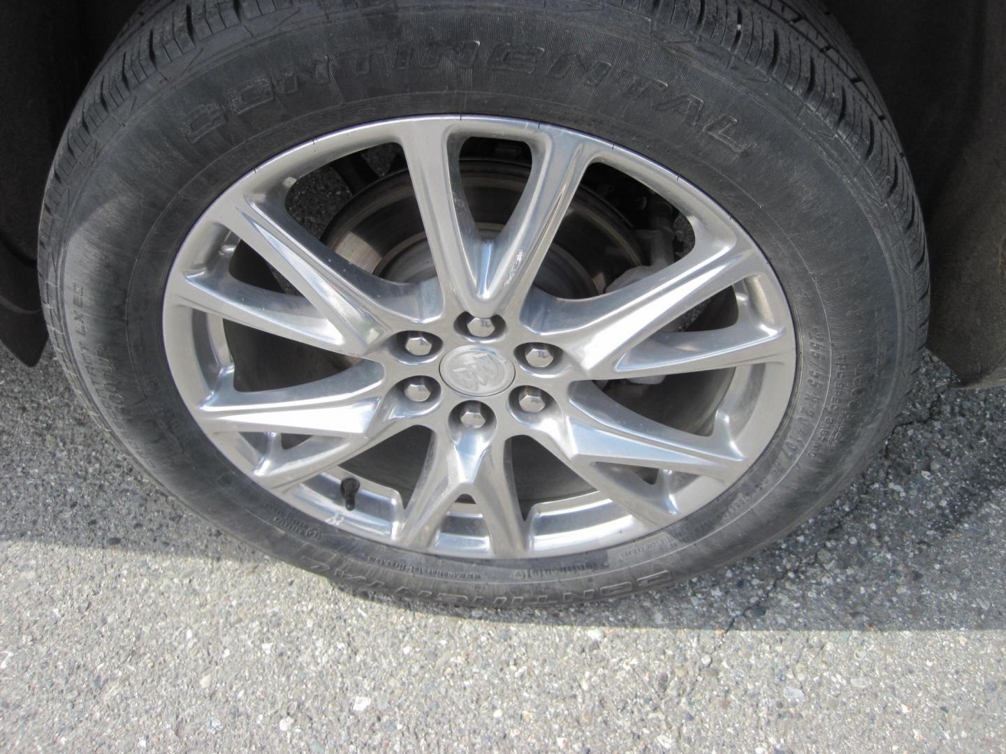 2022 silver /black Buick Enclave (5GAEVBKW7NJ) , located at 9530 Old Seward Highway, Anchorage, AK, 99515, (907) 349-3343, 61.134140, -149.865570 - Photo#7